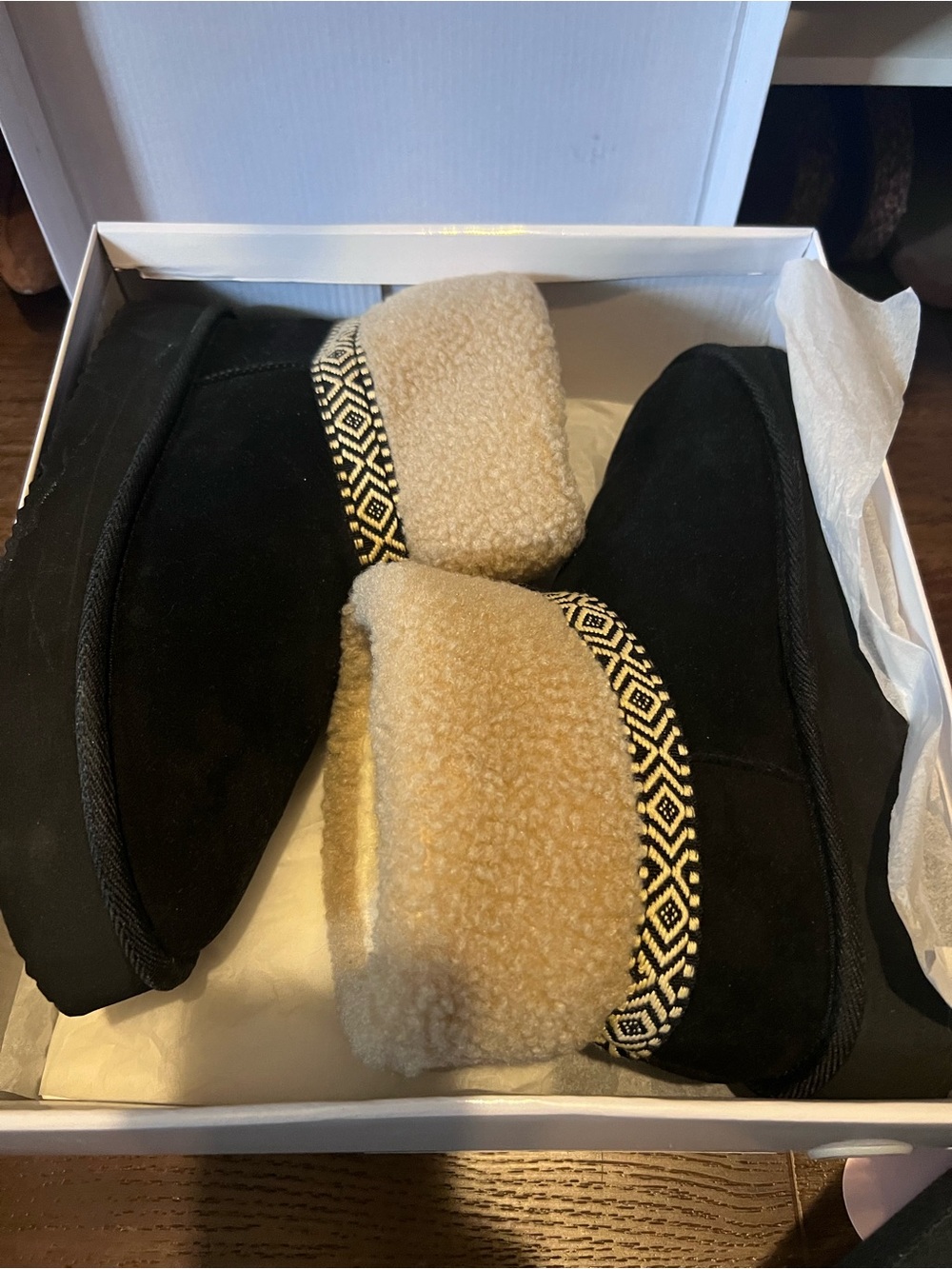 Cozy Black Suede-Look Women’s Slipper Boot with Cream Sherpa Cuff